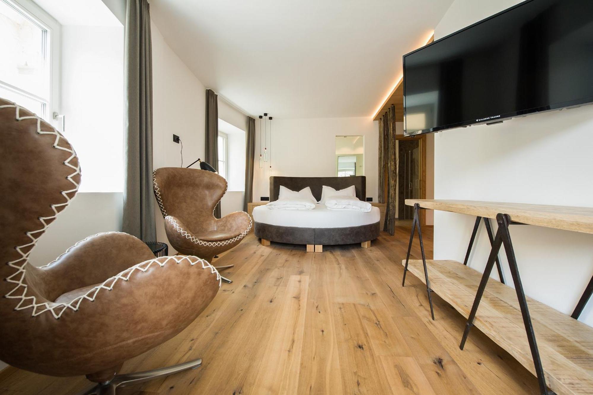 Hotel Goldene Traube Termeno Ngoại thất bức ảnh